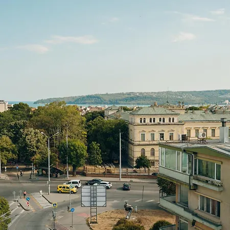 Sun Above Lejlighed *