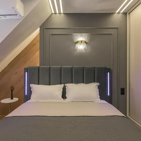 Apartment Sun Above *