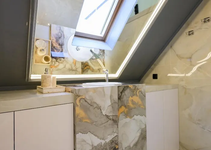 Sun Above * ヴァルナ